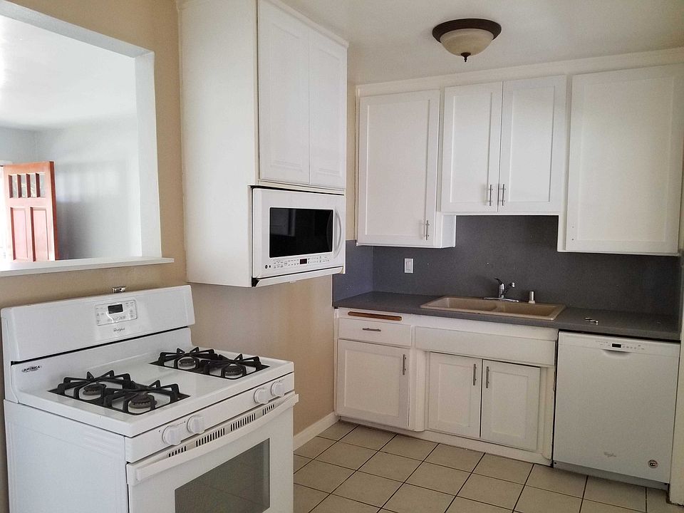 1st image of 3231 Neosho Pl