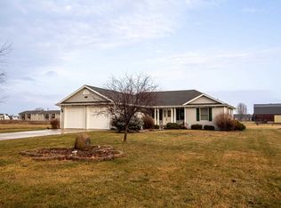 9319 Maple St, New Lothrop, MI 48460