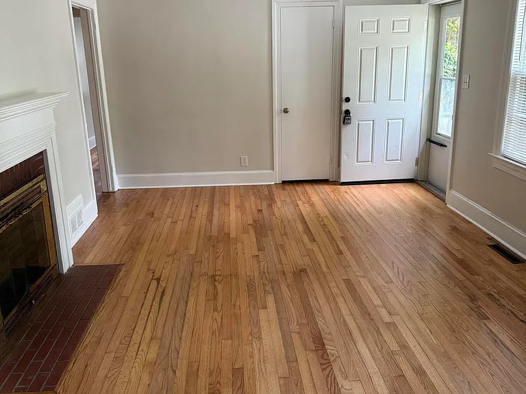 110 N Warren St — Photo 5