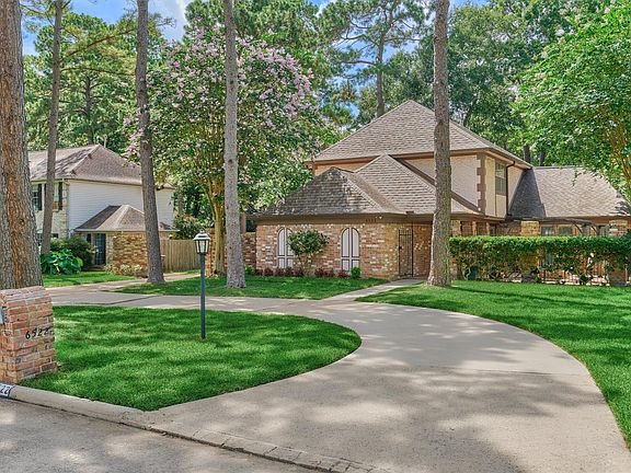 2nd image of 6522 Castle Pine Ln