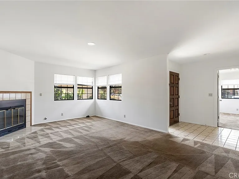 8331 Grand Ave — Photo 13
