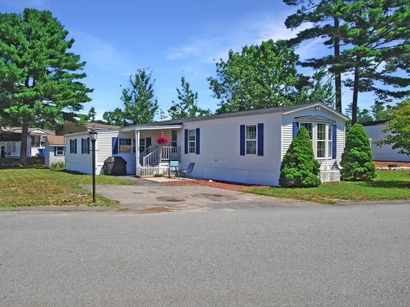 12 King Dr, West Wareham, MA 02576