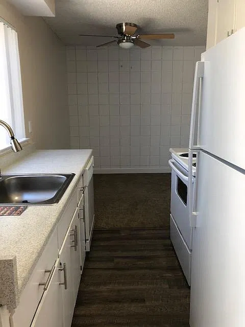 2 bed, 1.5 bath, 800 sqft, $1,675 — Photo 1