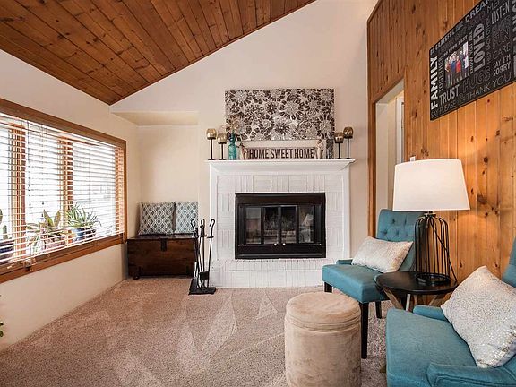 5th image of 2174 10th Street Pl