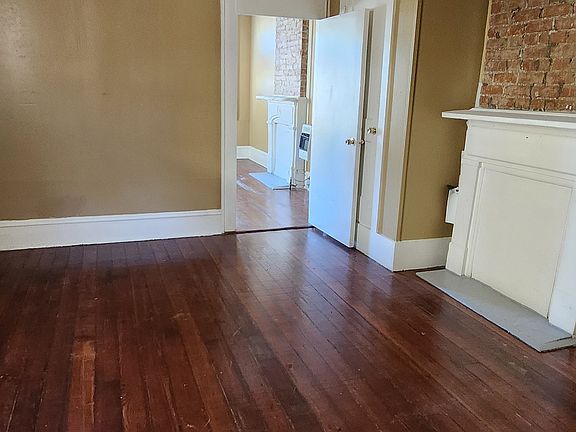 4th image of 823 Nunez St