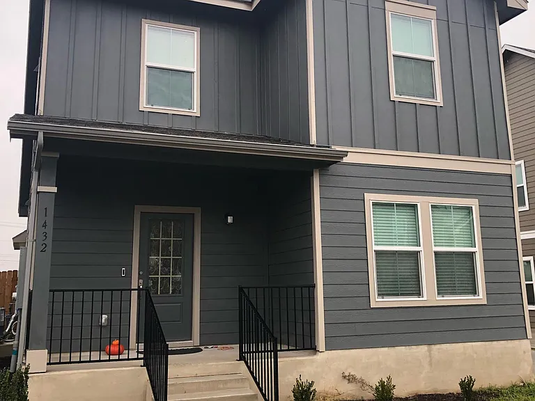 1432 Weatherford Ln — Photo 4