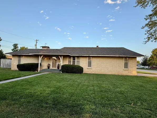 2311 Lincoln St, Great Bend, KS 67530