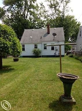 3rd image of 24056 Stanford St