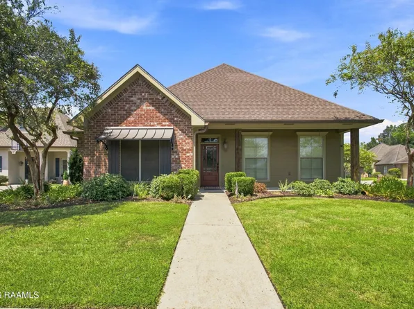 100 Gatesmere Ct, Lafayette, LA 70508