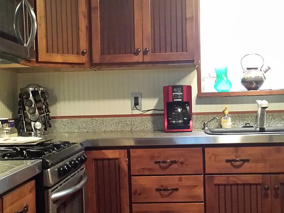 custom built cabinet/granite