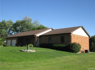 1300 Woodstone Ct, Troy, MO 63379