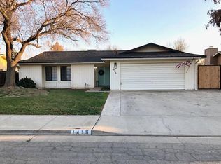 1416 Joyce Pl, Exeter, CA 93221