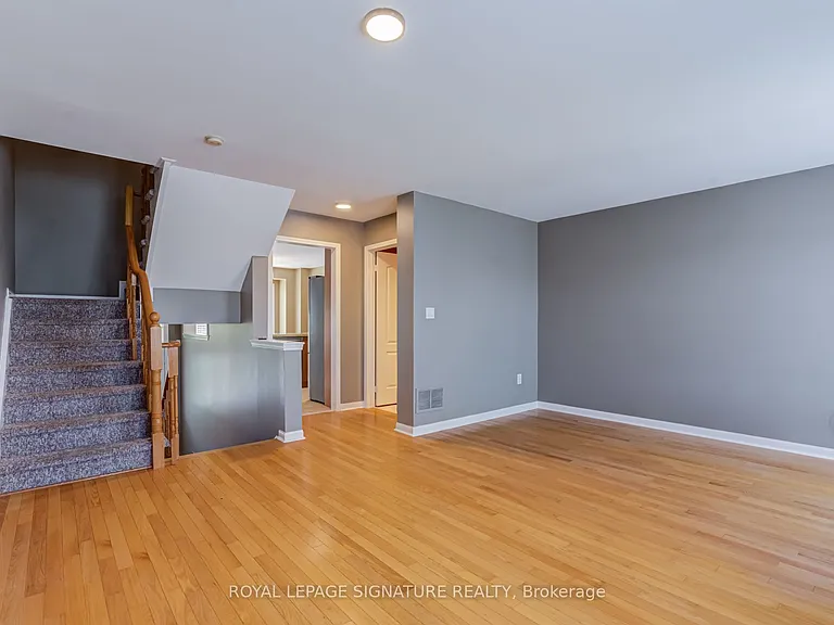 250 Richvale Dr S #3 — Photo 7