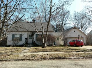 820 Maryland Ave, Lansing, MI 48906