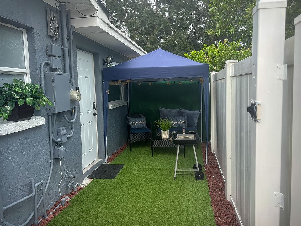 1st image of 8609 Blossom Ave
