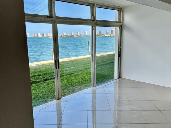 400 Wilma Cir APT 103, Riviera Beach, FL 33404