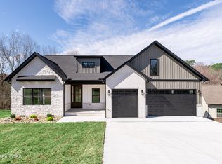 100 Wataga Ln #45, Loudon, TN 37774