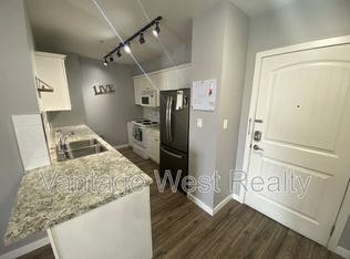 140 Asher Rd UNIT 210, Kelowna, BC V1X3H6