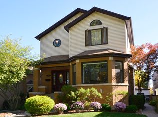 6829 N Osceola Ave, Chicago, IL 60631
