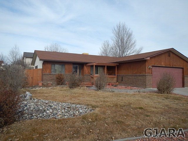 1st image of 2986 Brookwood Dr