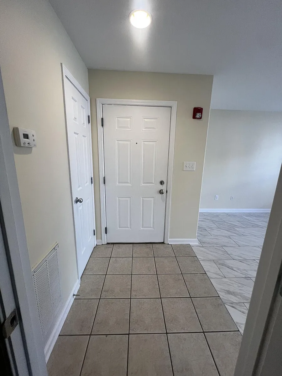 Building Photo - 857 Malabu Dr #8100