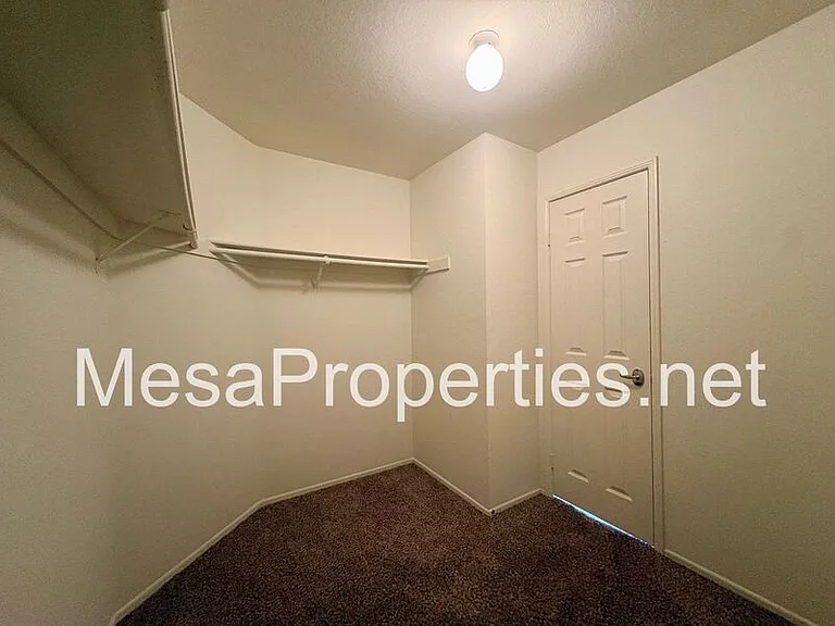 14383 La Crescenta Ave — Photo 20