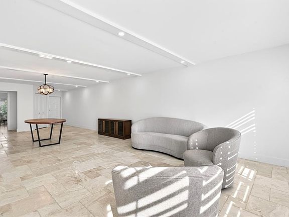 4th image of 4092 Belair LN #1