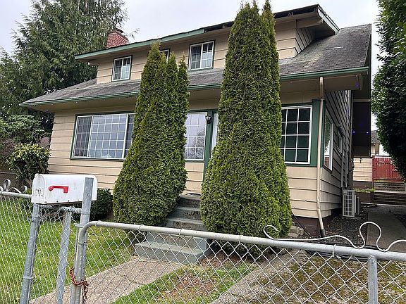 3rd image of 1090 Fir Ave