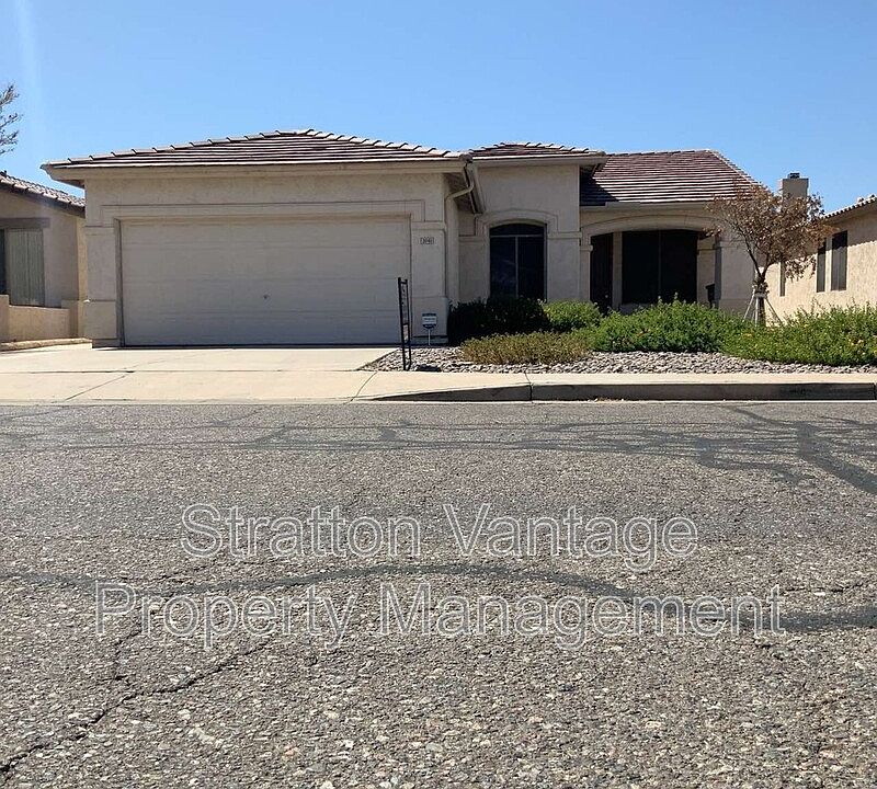 1st image of 3040 N 109th Ave