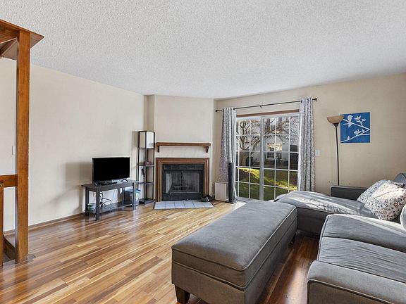3rd image of 5725 Kilbury Ln #123C