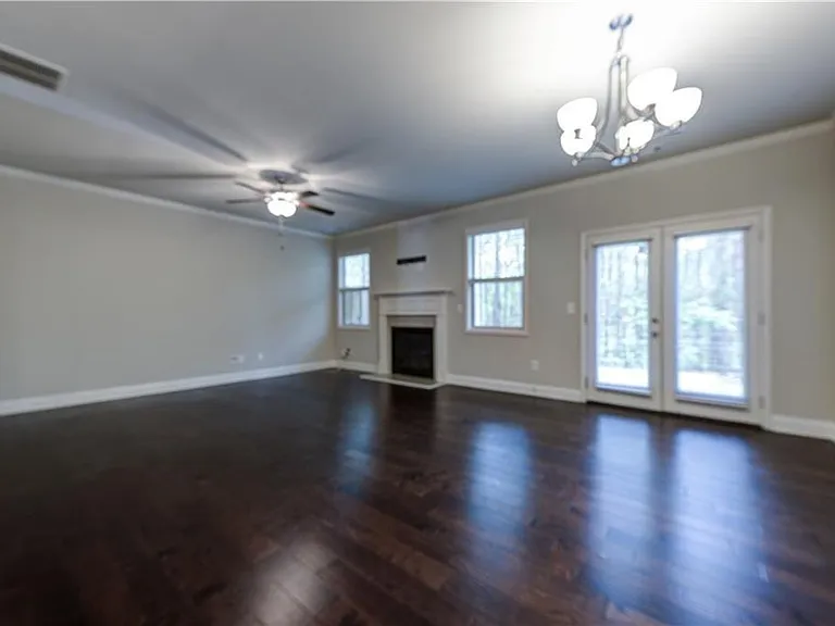 2039 Teagen Ct — Photo 2