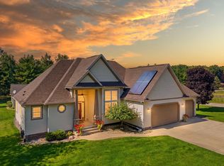 7737 Carriage Ln, Stanwood, MI 49346