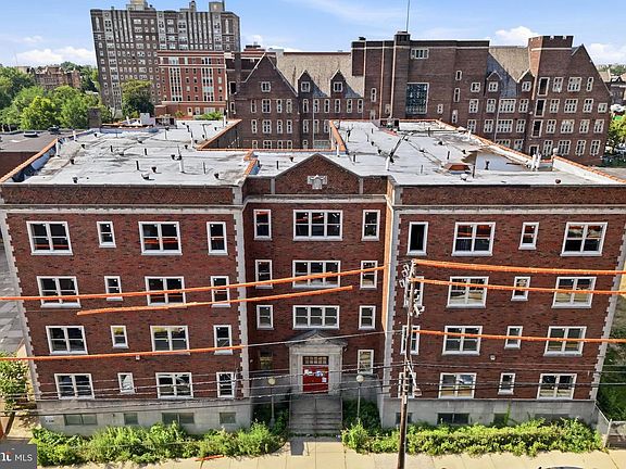 2nd image of 4710 Locust St