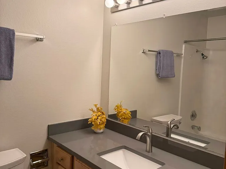 7845-7895 SW Hillcrest Pl #11801-11803 — Photo 45