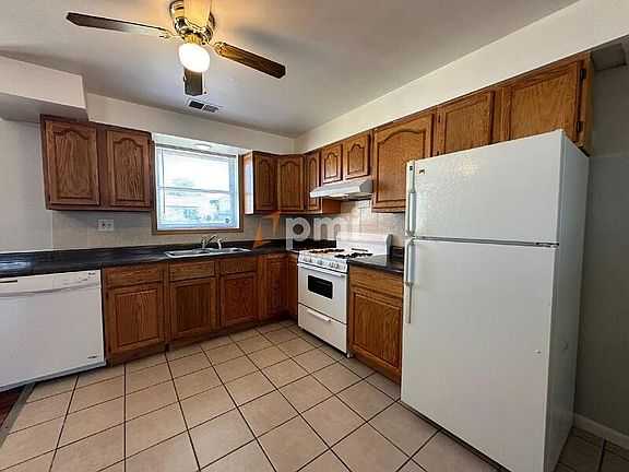 4th image of 9865 Grant Pl