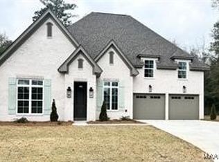 107 Oak Ridge Ct, Prattville, AL 36066