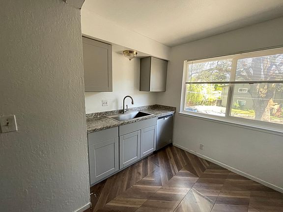 5th image of 3319 Mensch Ct APT C