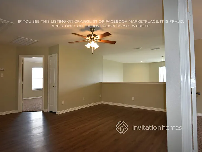 636 Shire Way — Photo 10