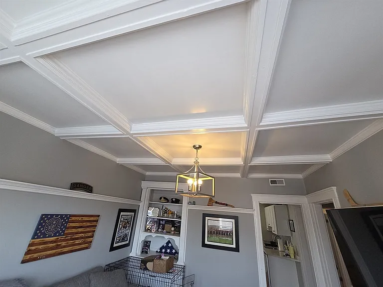 40 King St #3 — Photo 6
