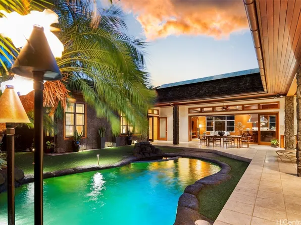 4451 Kolohala St, Honolulu, HI 96816