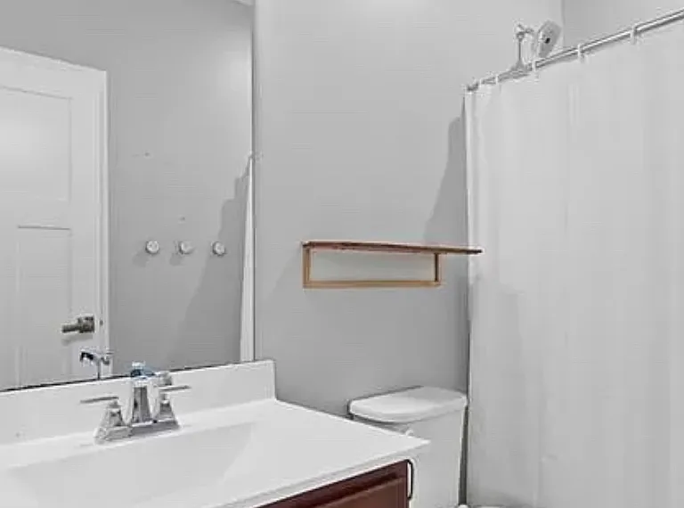 902 Avast Way — Photo 23