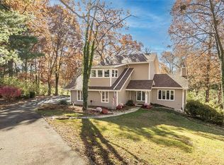 2 La Baron Ct, Saint Charles, MO