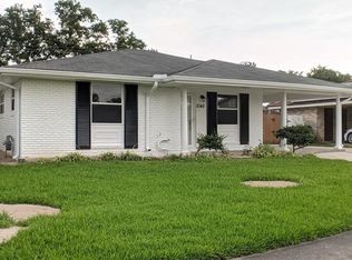 2140 Daniels Rd, Gretna, LA 70056