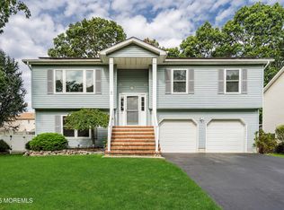 122 Moses Milch Dr, Howell, NJ 07731