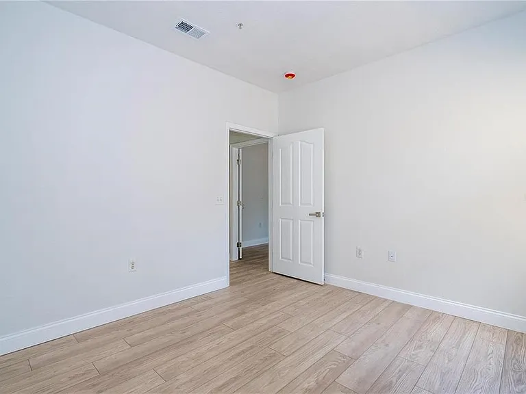 1375 Lake Shadow Cir #11103 — Photo 10