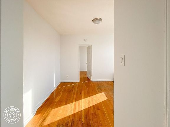 3rd image of 171 Bay 17 St #E6