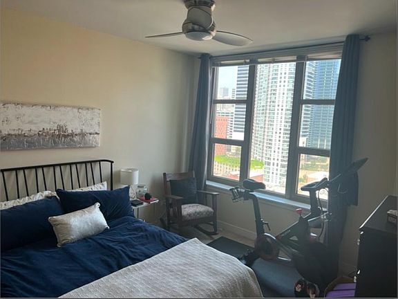 4th image of 200 N Jefferson St APT 1707