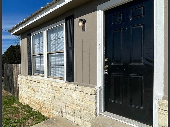 2nd image of 200 Aster St #206B