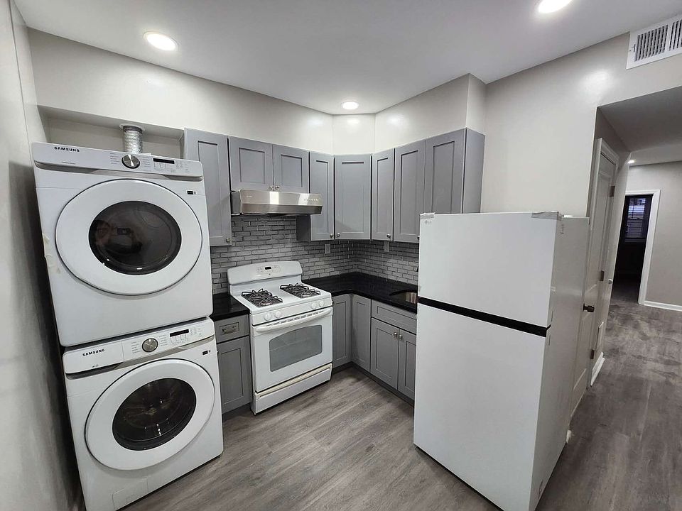 1st image of 1233 Snyder Ave #2