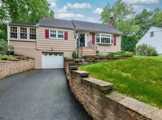 12 Frank Ter, Whippany, NJ 07981